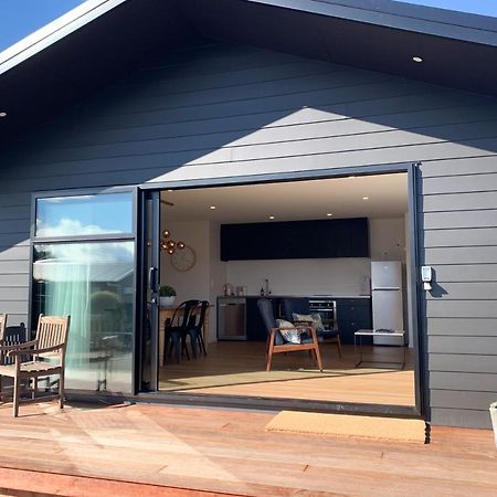 Villa 3 - Sunny Brand New House Wanaka Esterno foto
