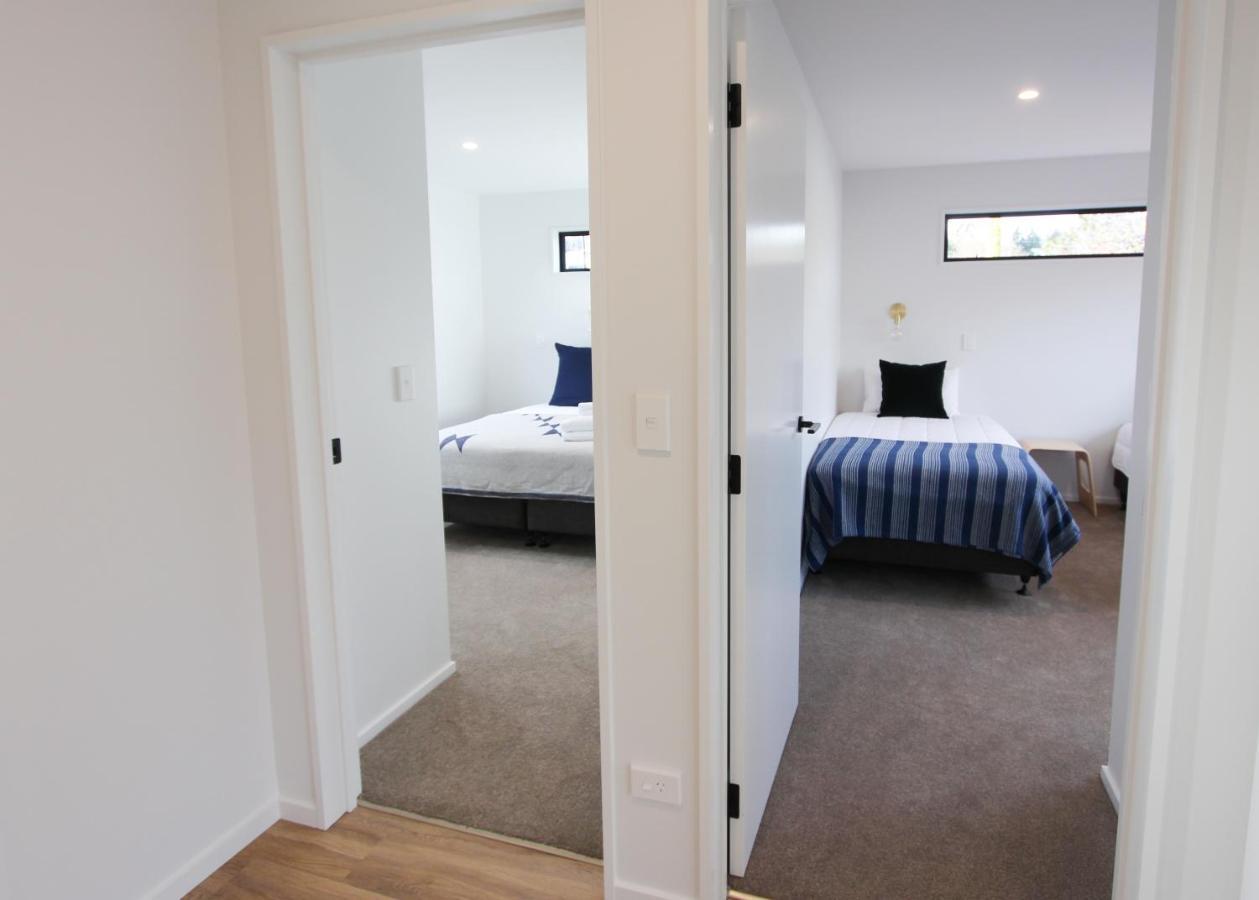 Villa 3 - Sunny Brand New House Wanaka Esterno foto
