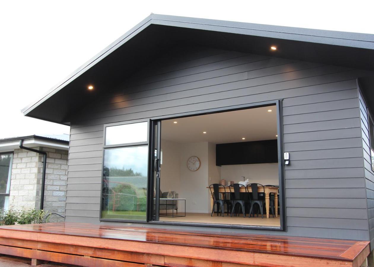 Villa 3 - Sunny Brand New House Wanaka Esterno foto